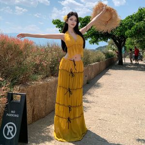 Tropical Vacation Style Sheer Pleated Halter Vest Backless Corset Skirt Set