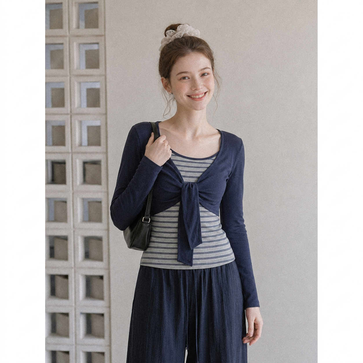 2026 Early Autumn Women's Slim Fit Striped Contrast Color Two-Piece Tie Long Sleeve T-Shirt - Image 3
