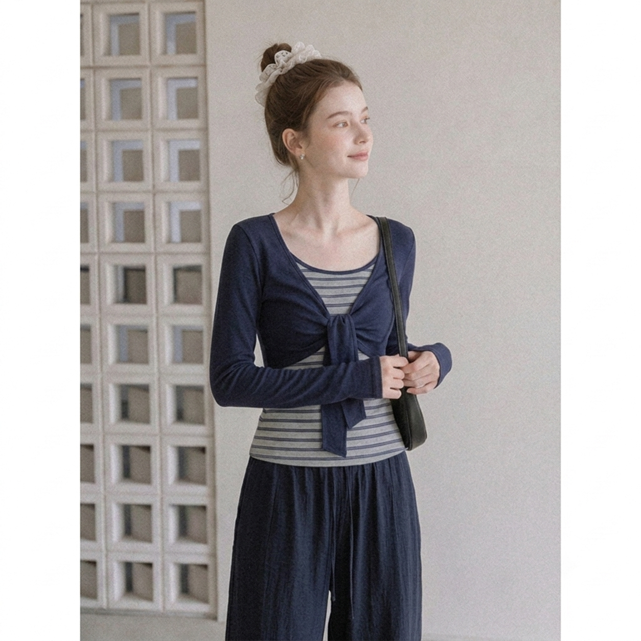 2026 Early Autumn Women's Slim Fit Striped Contrast Color Two-Piece Tie Long Sleeve T-Shirt - Image 4